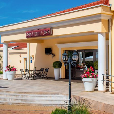 Guest Accommodation Atrium Gulin Lozovac Bagian luar foto