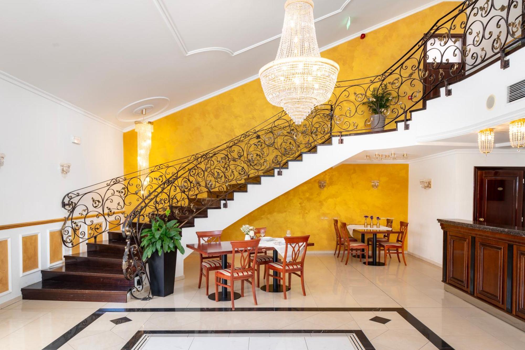 Guest Accommodation Atrium Gulin Lozovac Bagian luar foto