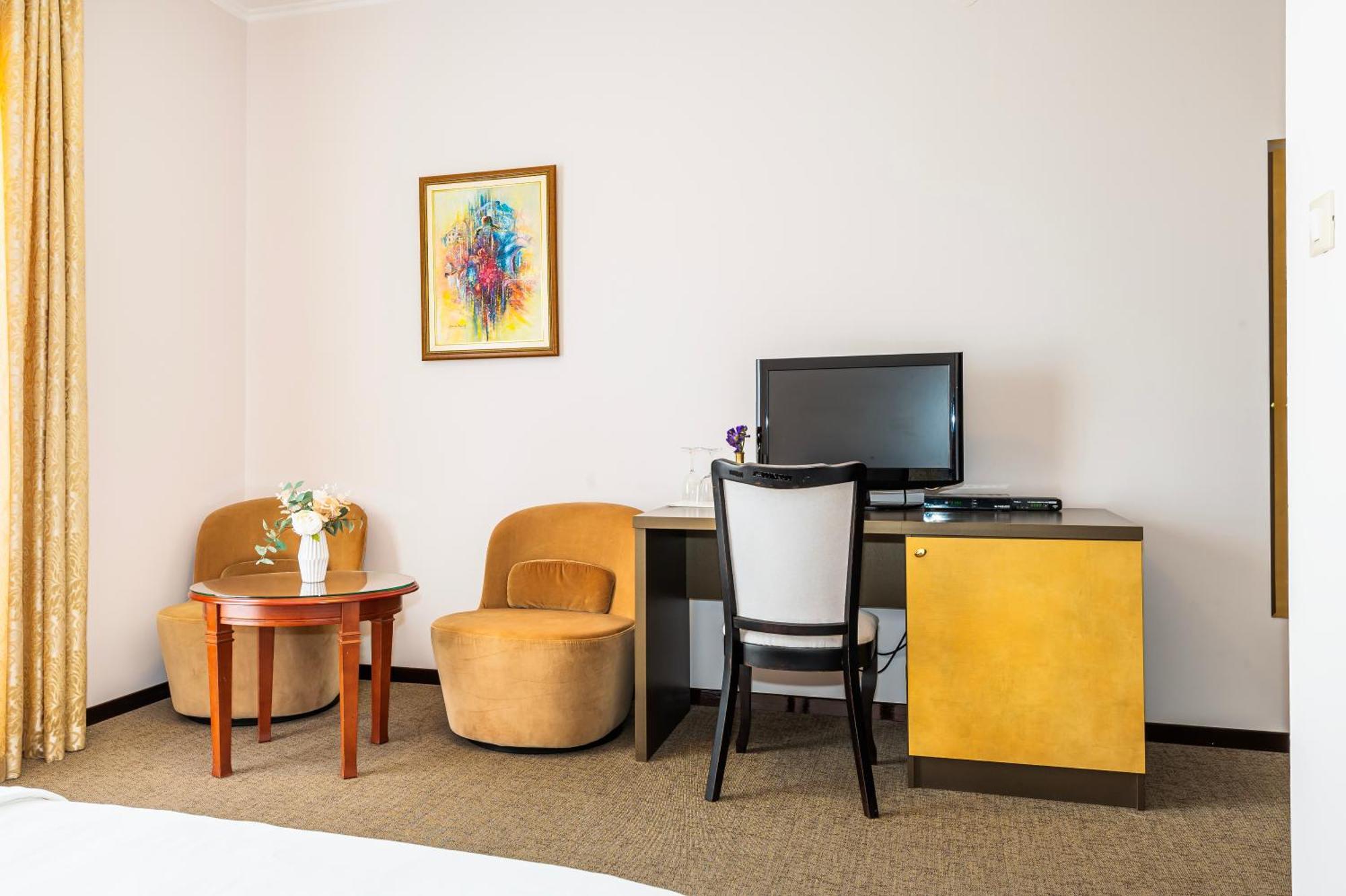 Guest Accommodation Atrium Gulin Lozovac Bagian luar foto
