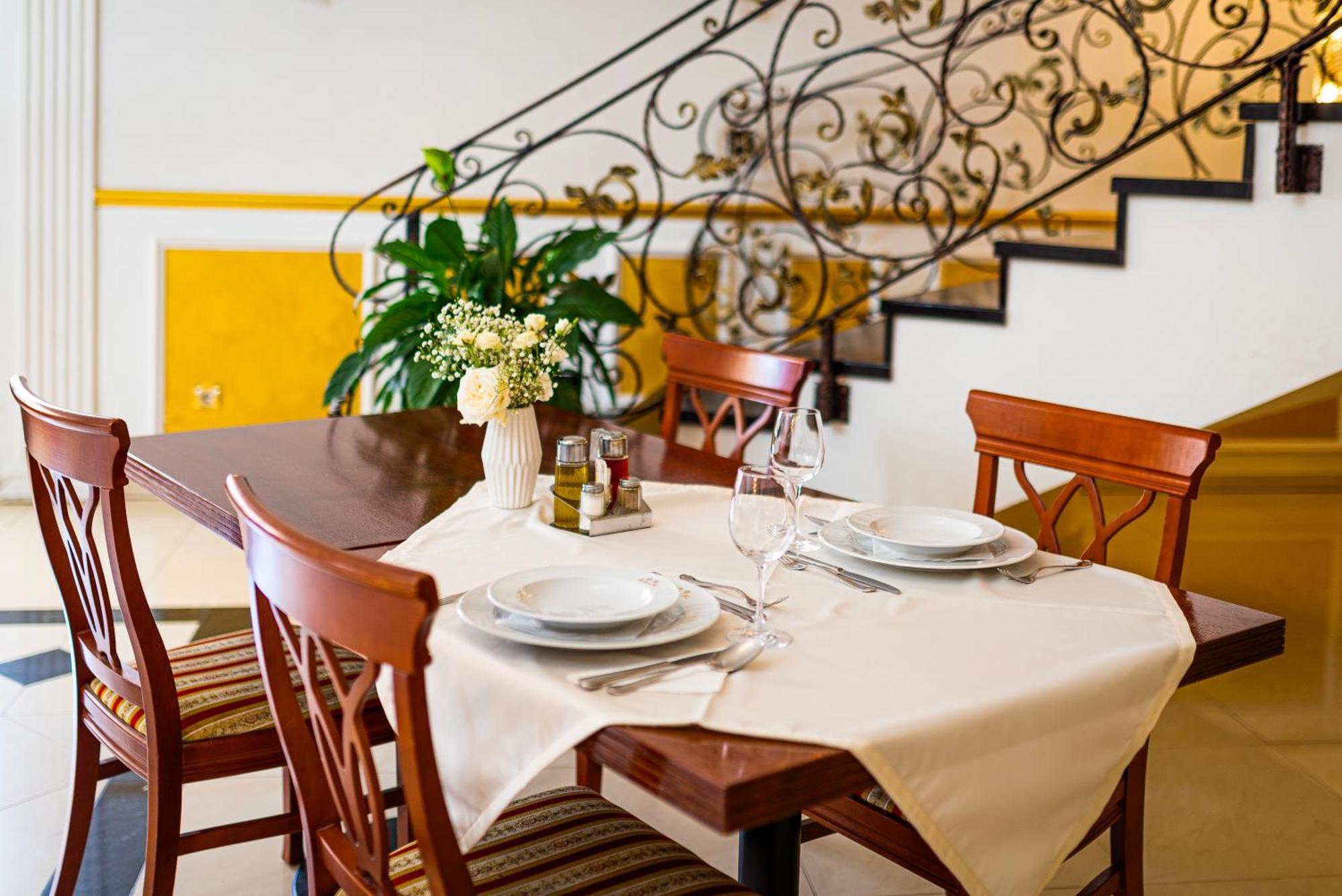 Guest Accommodation Atrium Gulin Lozovac Bagian luar foto