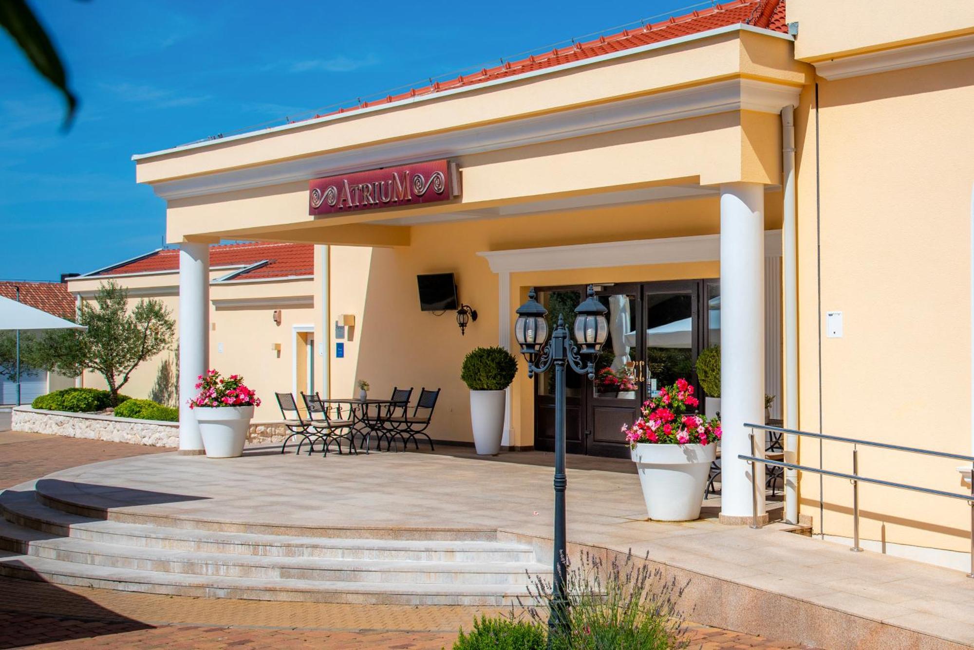 Guest Accommodation Atrium Gulin Lozovac Bagian luar foto